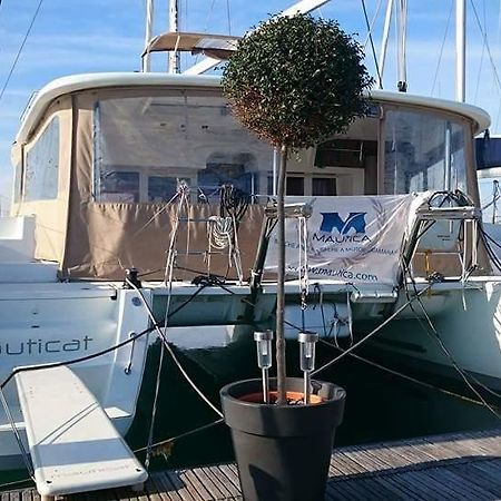 Catamarano Mauticat Hotel Pescara Buitenkant foto