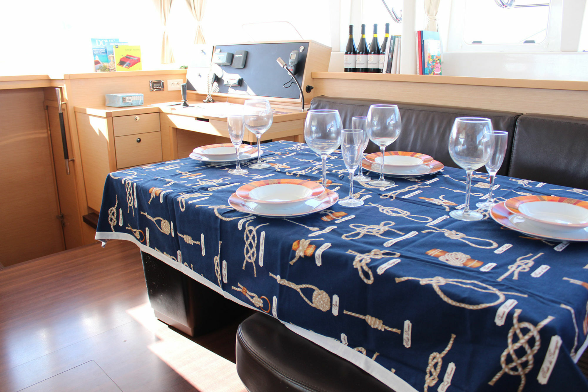 Catamarano Mauticat Hotel Pescara Buitenkant foto